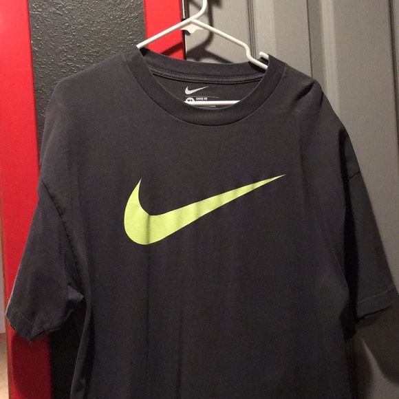 nike xl t shirt